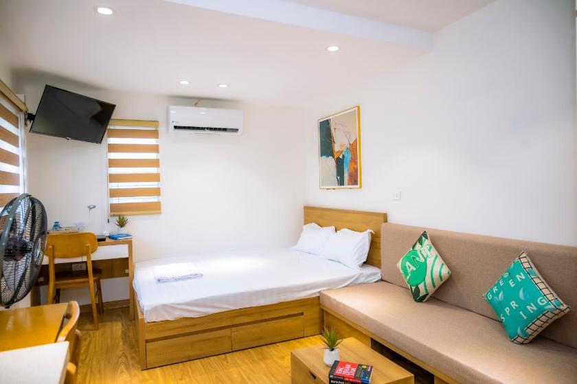 Studio - Lệch tầng