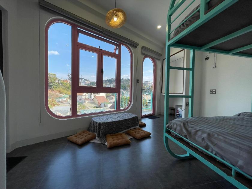 Phòng Deluxe 4 Người Phòng Deluxe 4 Người