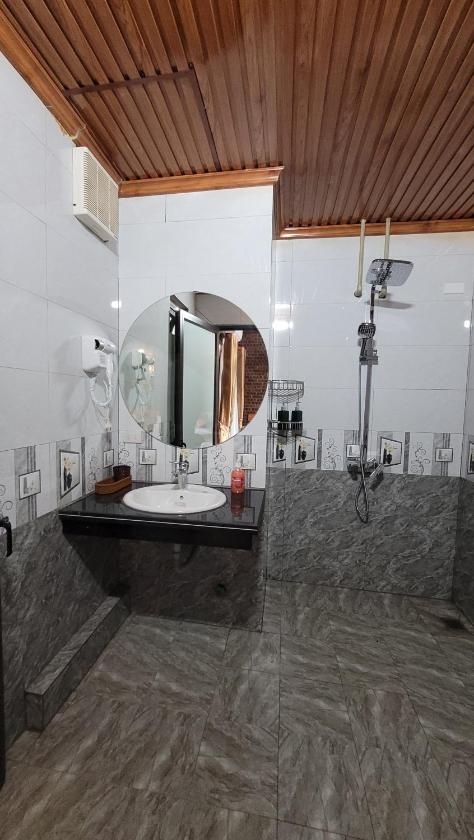 Bungalow Deluxe Nhìn Ra Khu Vườn