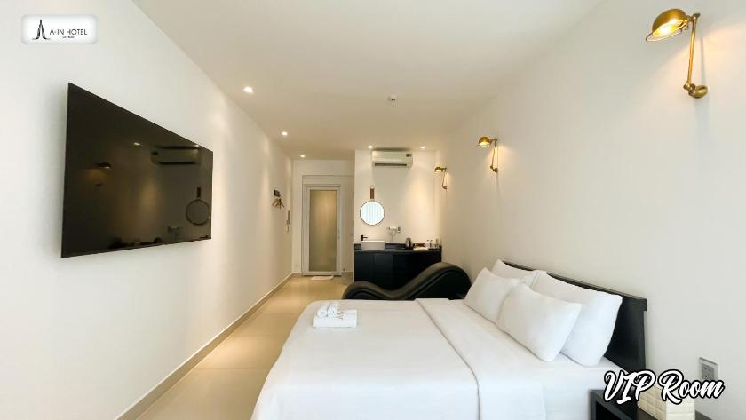 Phòng V.I.P Giường Đôi Có Tầm Nhìn Ra Sông Và Bồn Tắm Phòng V.I.P Giường Đôi Có Tầm Nhìn Ra Sông Và Bồn Tắm