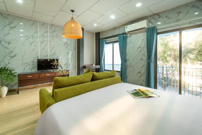 Phòng Gia Đình Có Ban Công Phòng Gia Đình Có Ban Công