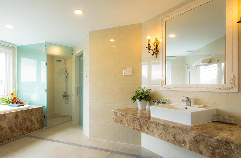 Suite Tổng Thống Nhìn Ra Thành Phố Và Thung Lũng