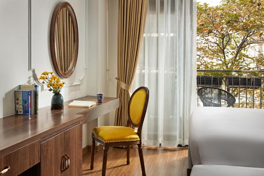 Suite Gia Đình Có Ban Công