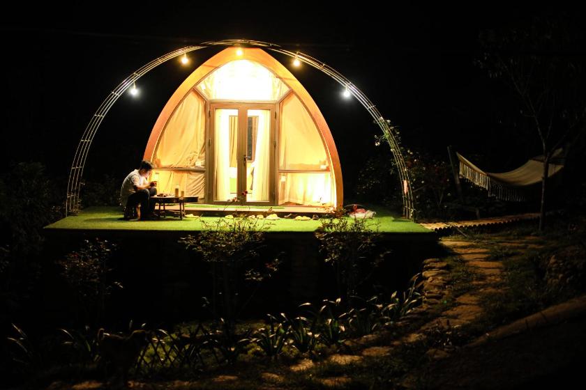 Suite Junior Nhìn Ra Cảnh Núi Non