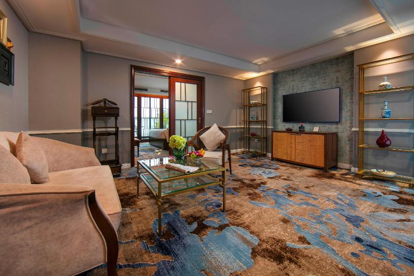 Oriental Jade Có Sân Hiên Nhìn Ra Thành Phố