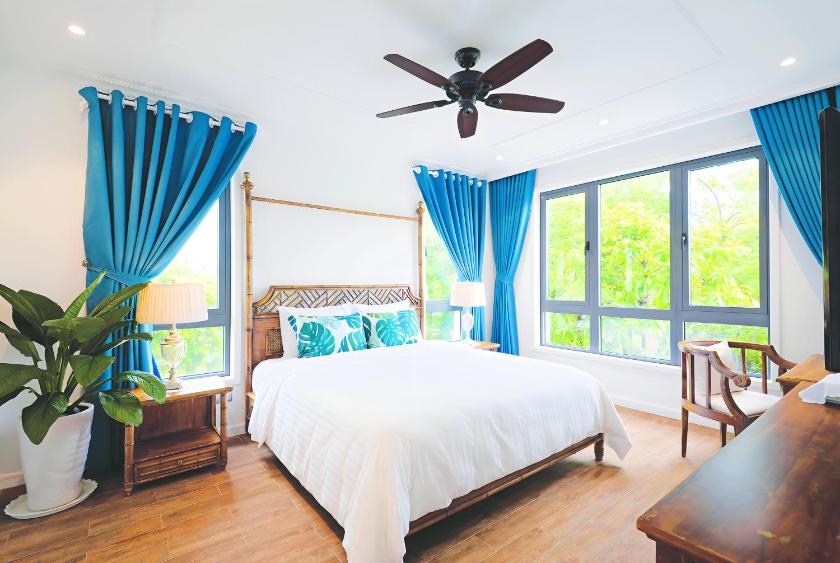 Biệt thự 4 Phòng ngủ Nhìn ra Khu vườn