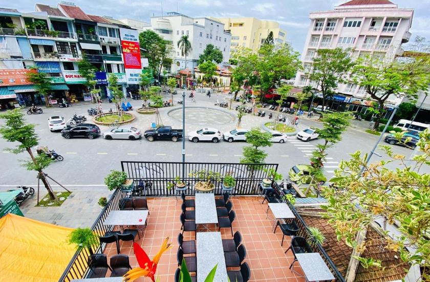 Phòng 2 Giường Đơn Nhìn Ra Thành Phố