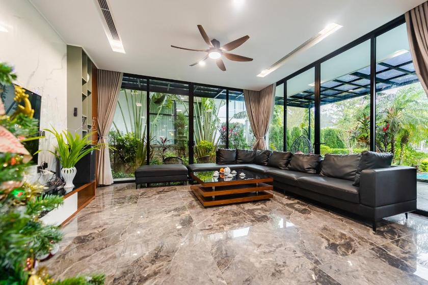 Biệt Thự Có Hồ Bơi Riêng