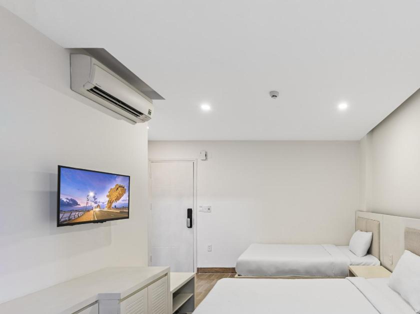 Phòng 2 Giường Đơn Nhìn Ra Thành Phố