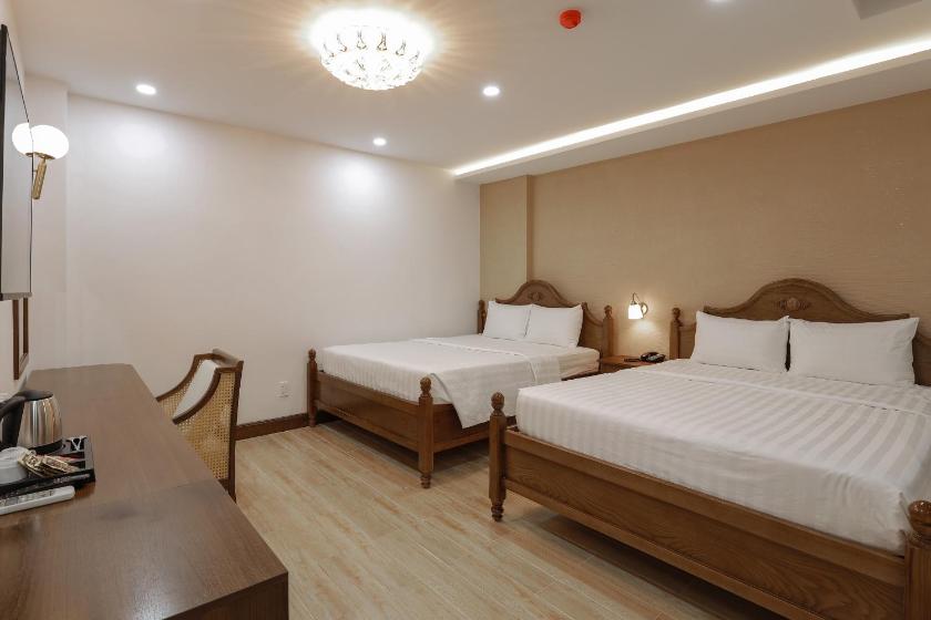 Phòng Tiêu Chuẩn 4 Người