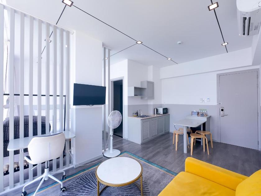 Studio Có Giường Cỡ King