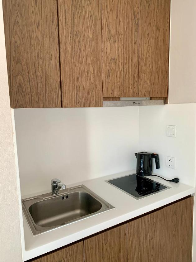 Phòng Deluxe Giường Đôi Nhìn Ra Biển Từ Phía Bên Cạnh