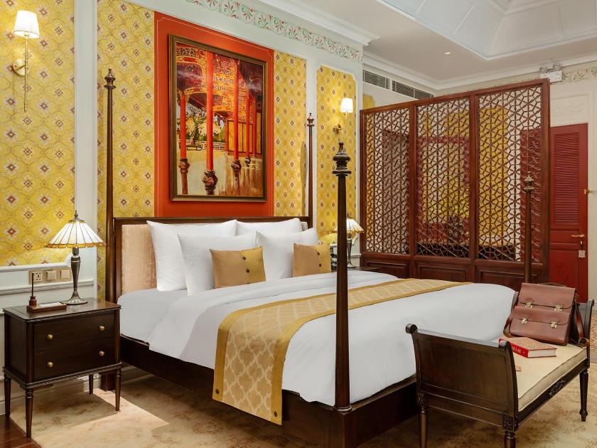 Suite có giường cỡ King với ban công