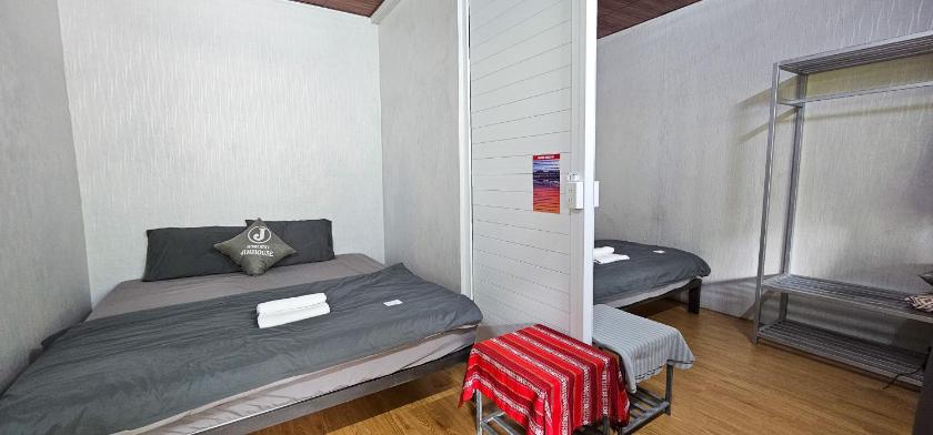 Giường Đơn trong Phòng ngủ tập thể