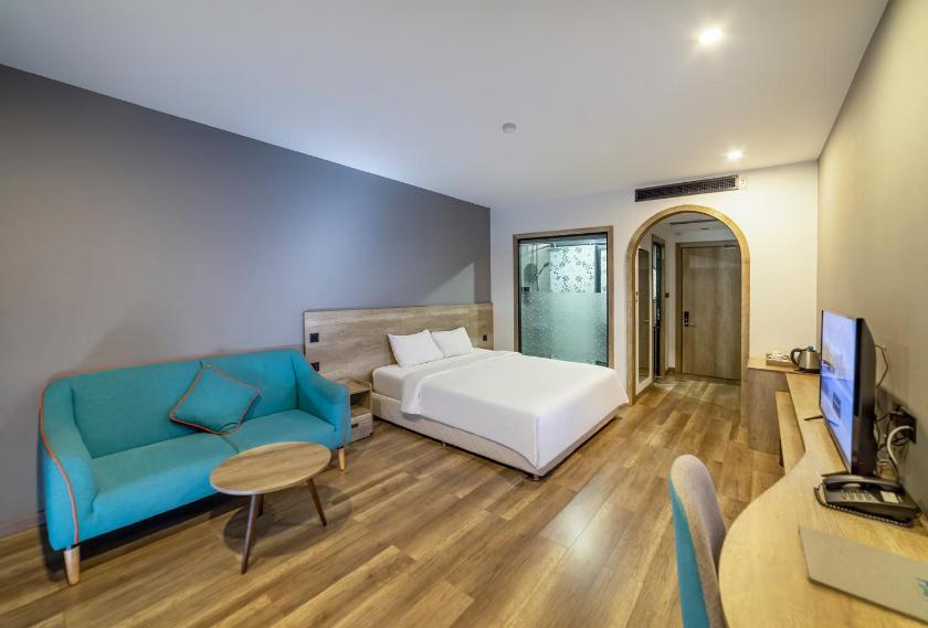 Phòng Deluxe Giường Đôi Có Ban Công Phòng Deluxe Giường Đôi Có Ban Công