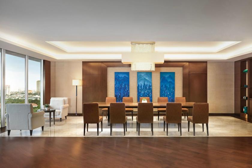 Suite 1 Phòng Ngủ Hạng Tổng Thống Với Quyền Sử Dụng Executive Lounge