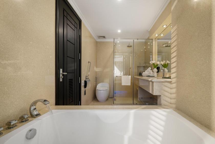 Phòng Deluxe 2 Giường Đơn Nhìn Ra Thành Phố