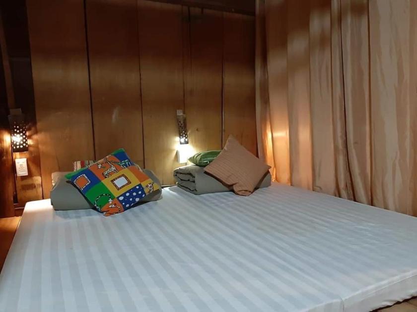 Giường Tầng Trong Phòng Ngủ Tập Thể Cho Nam Và Nữ