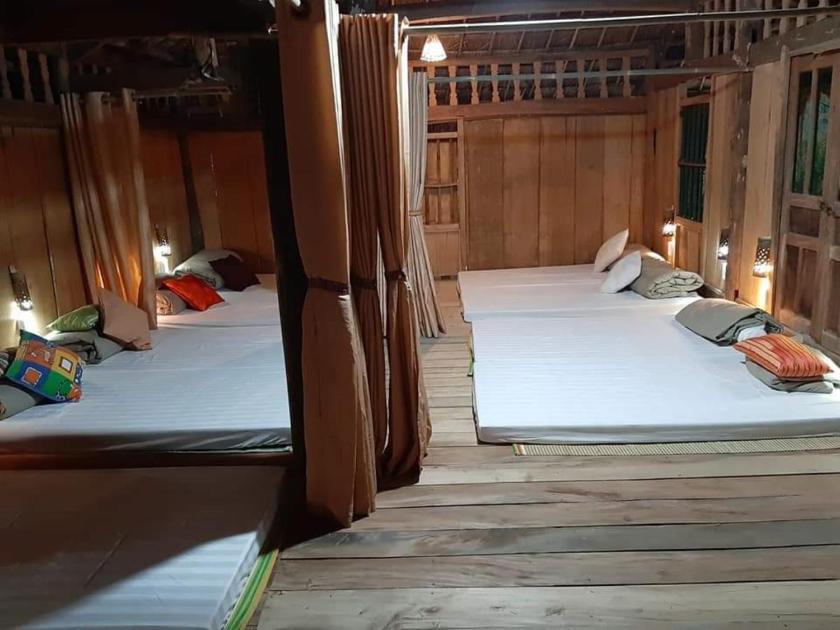 Giường Tầng Trong Phòng Ngủ Tập Thể Cho Nam Và Nữ