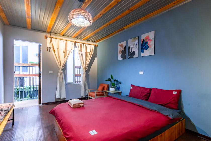 Phòng Giường Đôi Nhìn Ra Vườn