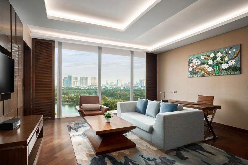 Suite Executive Nhìn Ra Hồ Nước, Quyền Sử Dụng Executive Lounge, 1 Giường Cỡ King