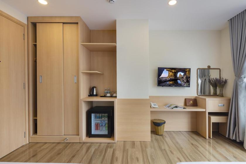 Phòng Deluxe 3 Người Nhìn Ra Biển Phòng Deluxe 3 Người Nhìn Ra Biển