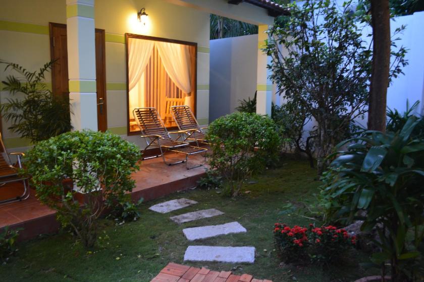 Bungalow Deluxe Nhìn ra Vườn