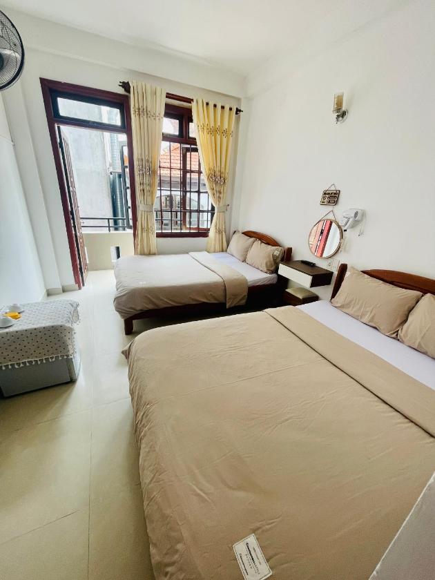 Phòng 4 Người Có Ban Công Phòng 4 Người Có Ban Công