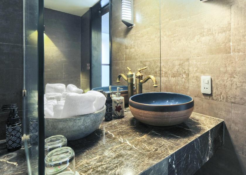 Biệt Thự Có Phòng Với Giường Cỡ King Nhìn Ra Sông - Bao Gồm Mát-xa Chân, Suối Nước Nóng Onsen