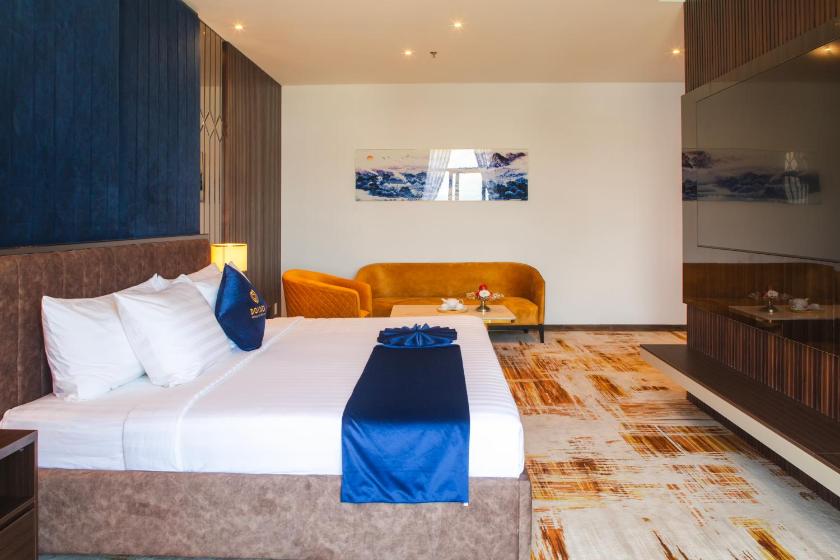 Phòng gia đình với phòng tắm riêng.