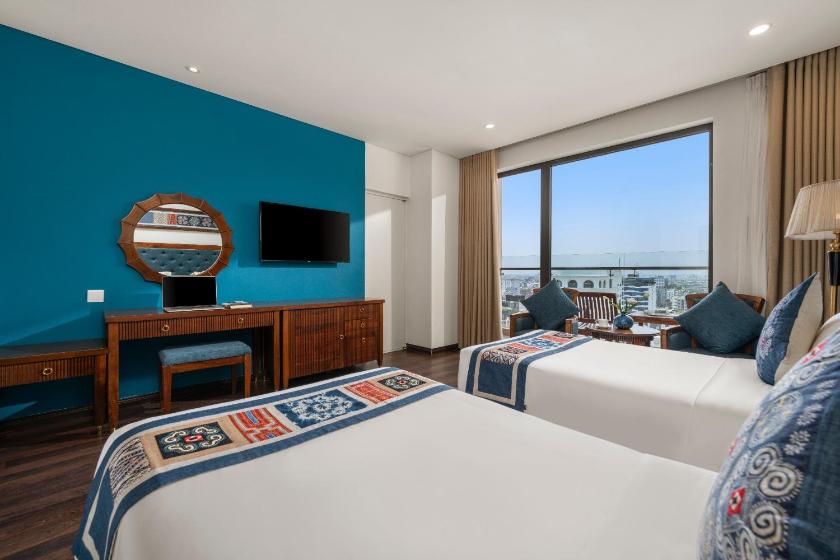 Phòng Superior 2 Giường Đơn với Ban công và Tầm nhìn ra Thành phố Phòng Superior 2 Giường Đơn với Ban công và Tầm nhìn ra Thành phố