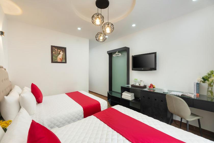 Phòng Gia Đình (4 Người Lớn) Phòng Gia Đình (4 Người Lớn)