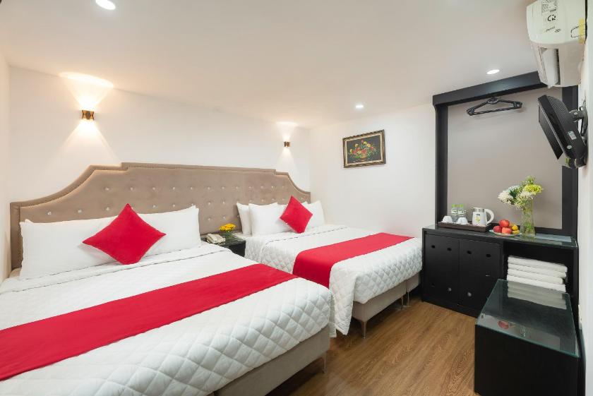 Phòng Gia Đình (4 Người Lớn) Phòng Gia Đình (4 Người Lớn)