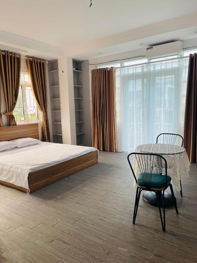 Phòng Có Giường Cỡ King Với Ban Công