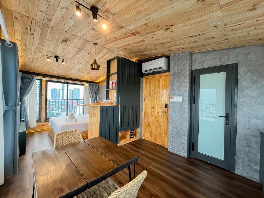 Suite Nhìn Ra Thành Phố