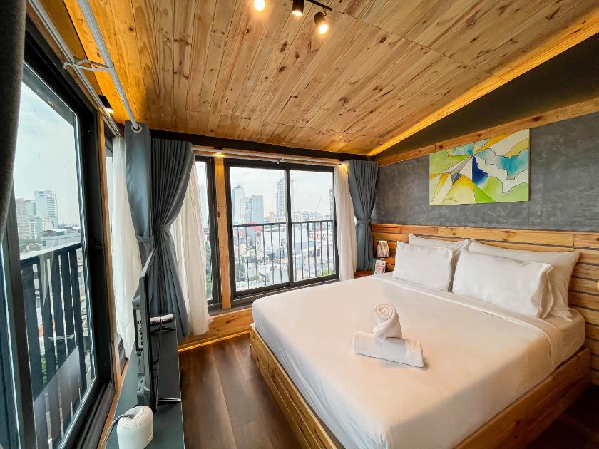 Suite Nhìn Ra Thành Phố