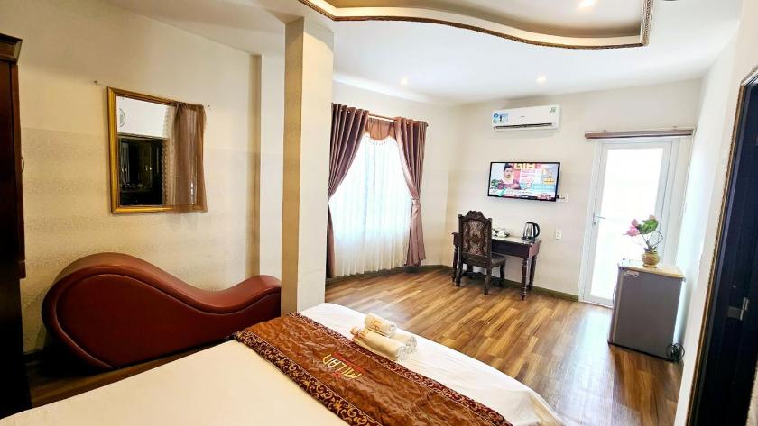 Phòng Có Giường Cỡ Queen Và Bồn Tắm Spa