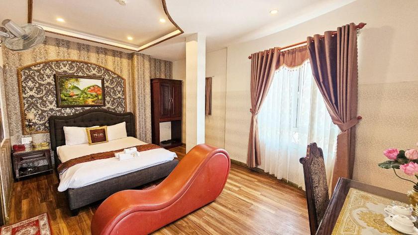 Phòng Có Giường Cỡ Queen Và Bồn Tắm Spa