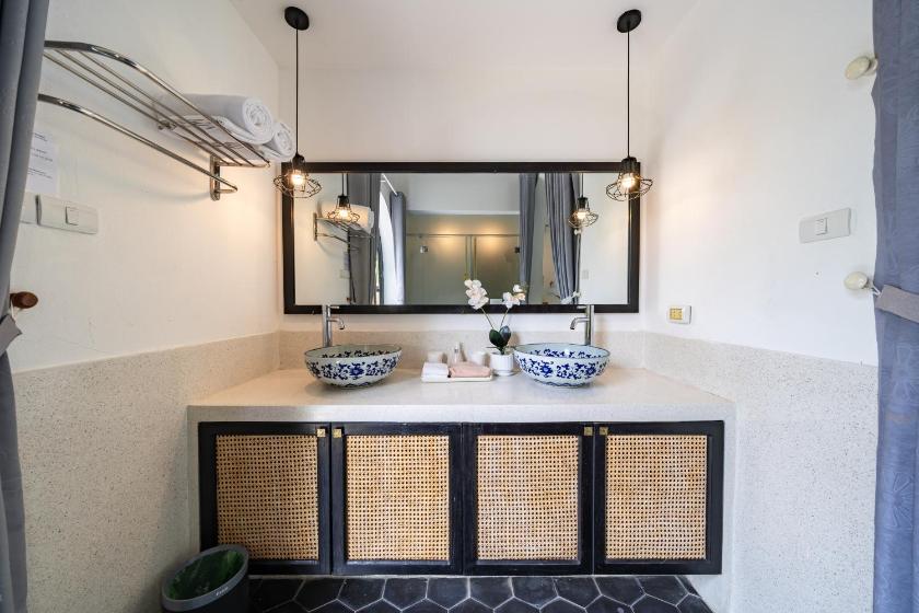 Biệt Thự Nhìn Ra Vườn Biệt Thự Nhìn Ra Vườn