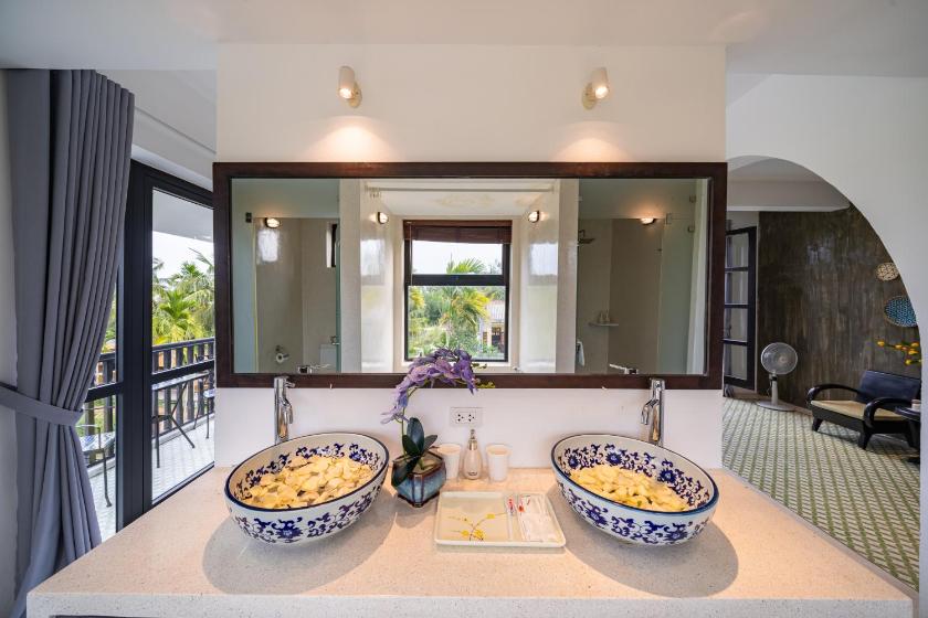 Phòng Deluxe Giường Đôi/2 Giường Đơn Nhìn Ra Hồ Bơi Phòng Deluxe Giường Đôi/2 Giường Đơn Nhìn Ra Hồ Bơi