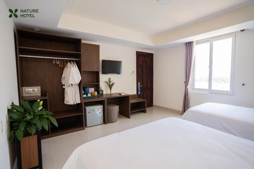 Phòng 3 Người Nhìn Ra Thành Phố Phòng 3 Người Nhìn Ra Thành Phố