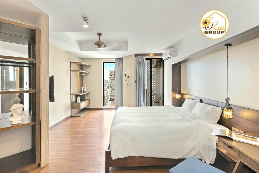 Suite Nhìn Ra Thành Phố