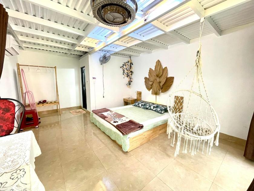 Phòng Có Giường Cỡ King Nhìn Ra Hồ Nước