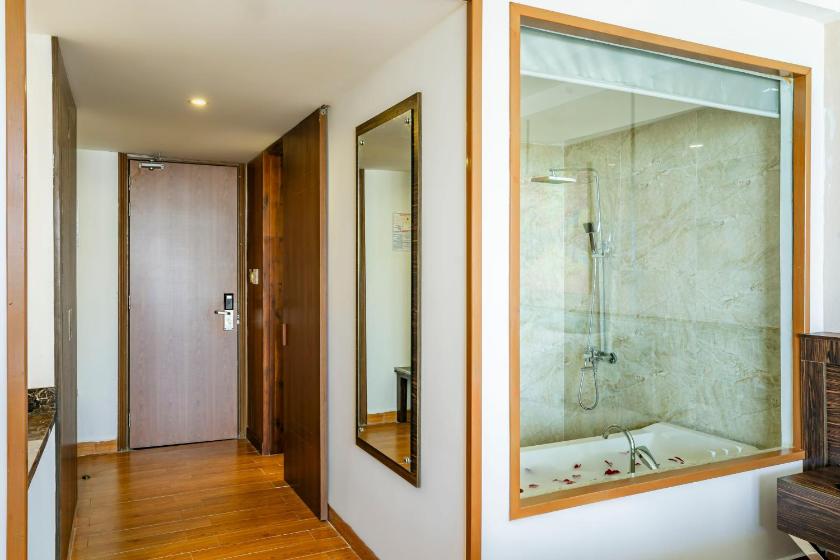 Phòng Deluxe Giường Đôi