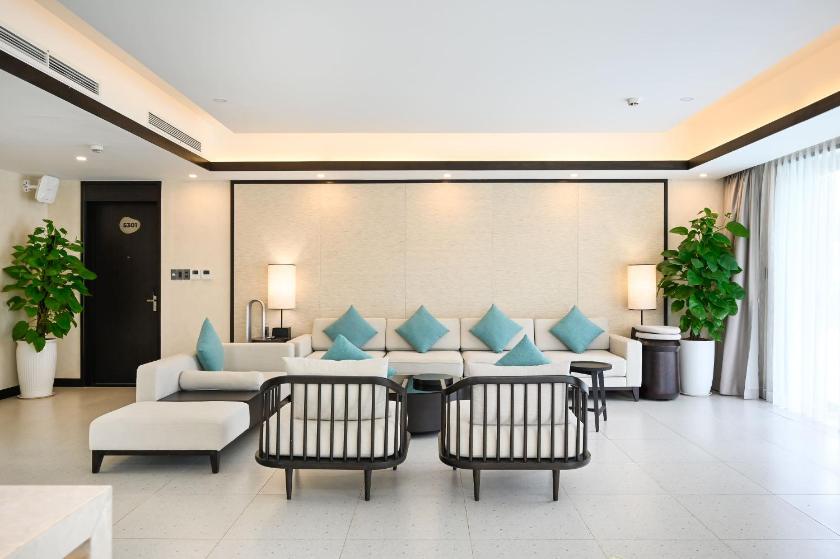 Biệt Thự - Trước Biển