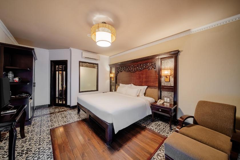 Phòng Deluxe Giường Đôi/2 Giường Đơn Có Ban Công