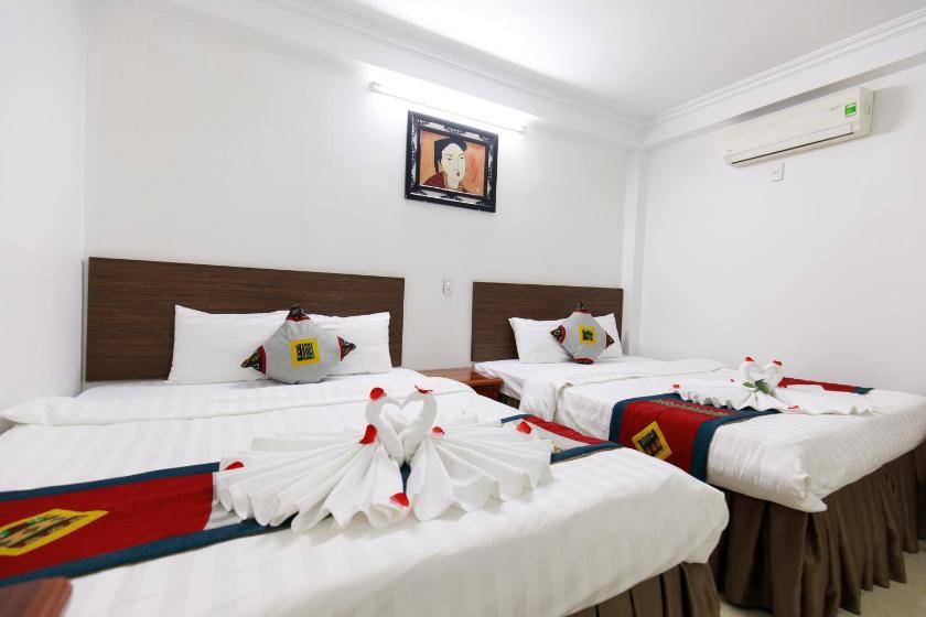 Phòng Deluxe Gia đình