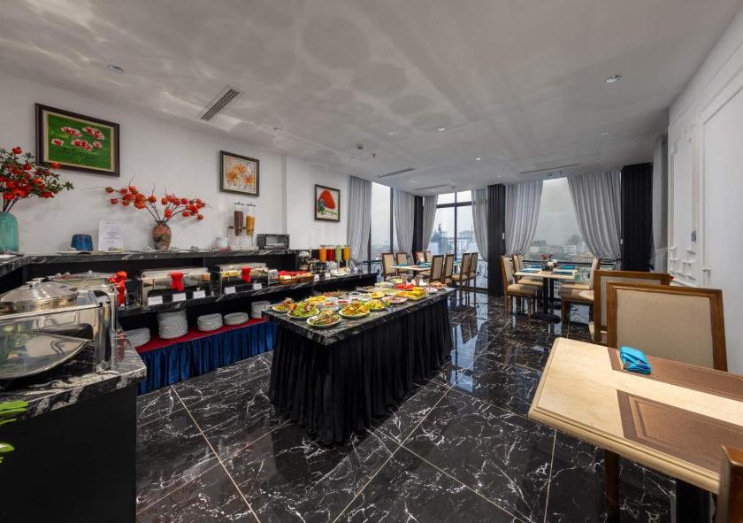 Suite Nhìn Ra Thành Phố