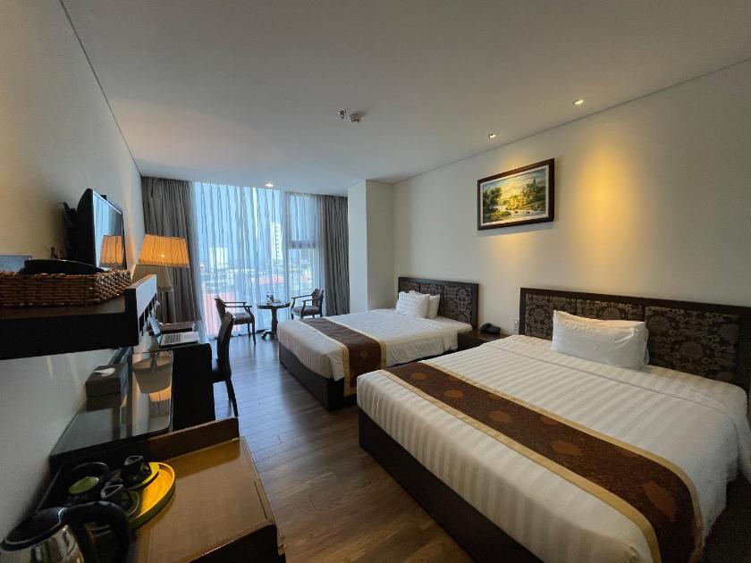 Phòng 4 Người Nhìn Ra Biển