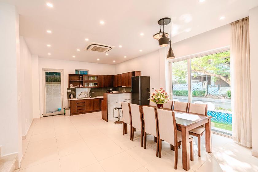 Biệt Thự Có Hồ Bơi Riêng